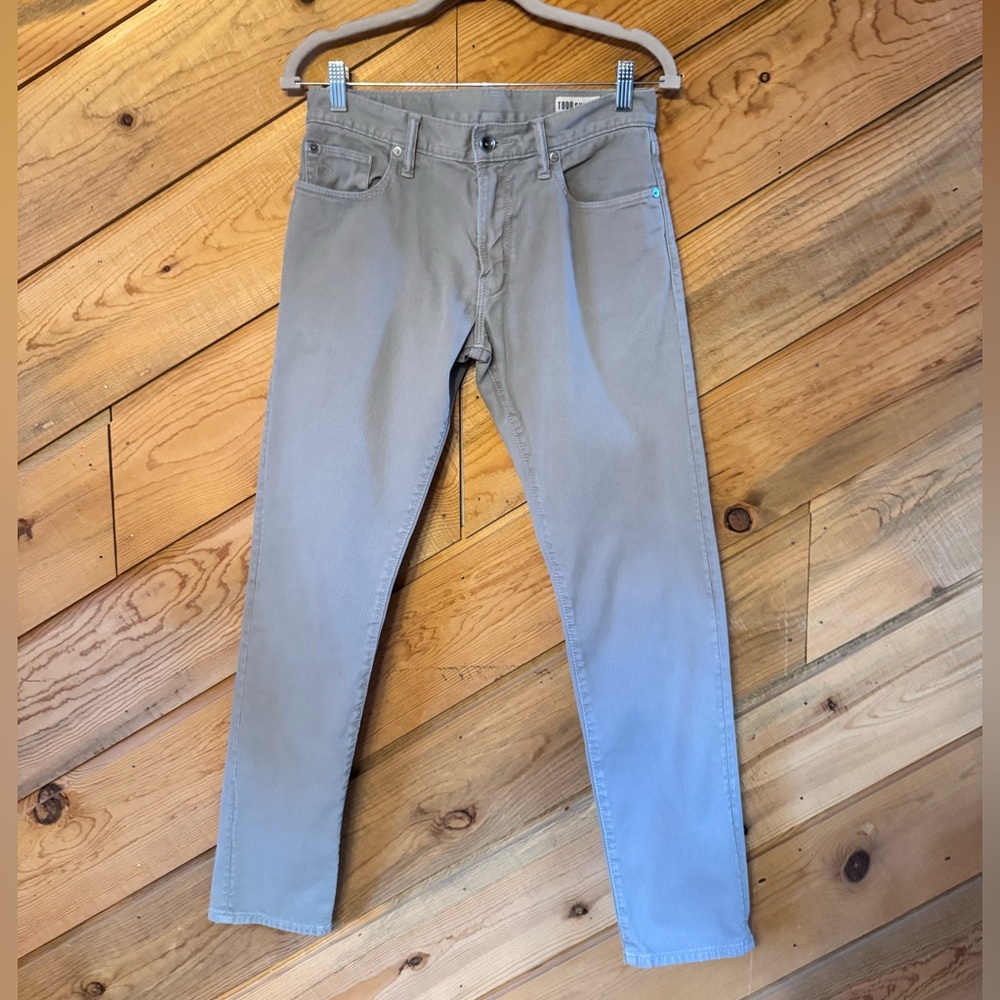 TODD SNYDER - Men’s Micro-Corduroy Pant • Size 28 x 32